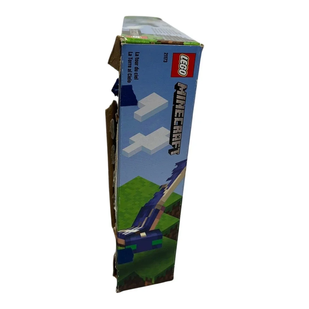 LEGO Minecraft The Sky Tower 21173 565 Pieces Box Instructions Missing 1 Part